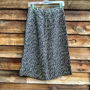 Vintage lightweight patterned skirt